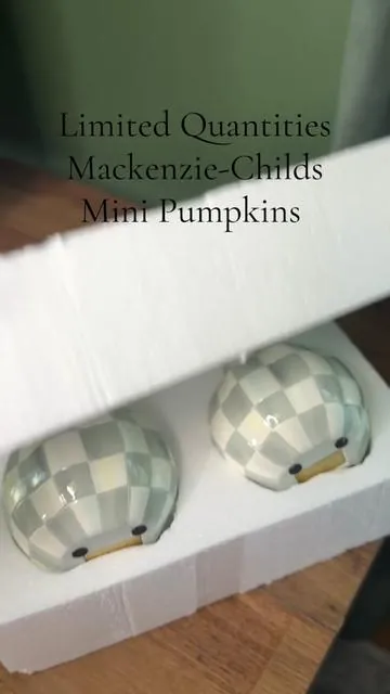 Stunning! #falldecor #mackenziechilds #pumpkinseason #qvc @QVC, Inc 