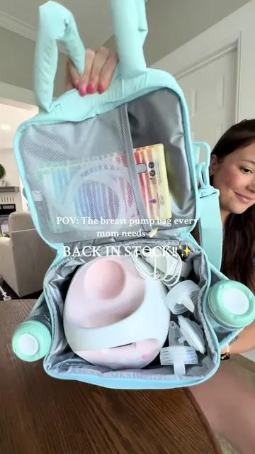 This bag is a game-changer for pumping moms 🍼 Keeps everything organized, fresh, and discreet 💕 #BreastfeedingMom #PumpBag #MomEssentials #BreastfeedingJourney #NewMomLife