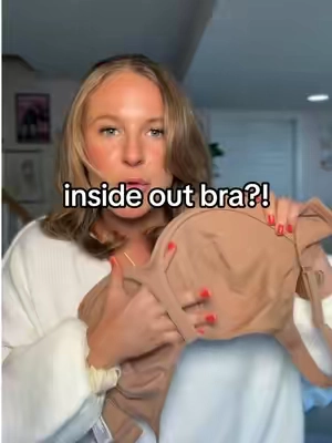 The underwire is on the OUTSIDE of this bra from @Delimira ?! Genius!! I’m a 36G wearing my true size #bra #bras #fullcoveragebra #comfortablebra #supportivebra 