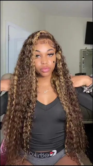 the perfect waterwave hair 😍😍😍.. 34 inch mami !! hair from @zlikehair @Zlike Wigs link in shopping cart 🤎 #zlikehair #zlikewigs #highlightwig #waterwave #wiginstall 