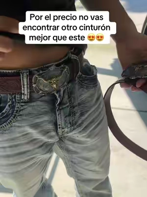 cinturón vaquero, cinturón de cuero, cinturón western, hebilla grande, cinturón para hombre, estilo vaquero, moda western, cinturón con diseño, cinturón resistente, accesorio cowboy, cinturón de rodeo, cinturón tejano, cinturón artesanal, cinturón elegante, cinturón casual, cinturón clásico, cinturón decorativo, cinturón auténtico, cinturón de vaquero original, cinturón de piel