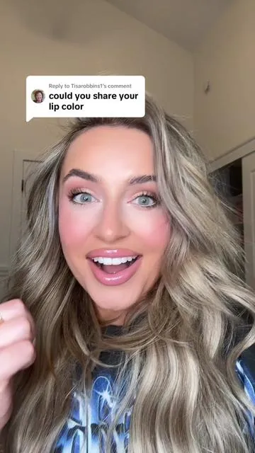 Replying to @Tisarobbins1 this and the combo with the flesh pot is one of my go tos!! SOOOO pretty!! #maccosmetics #lipcombo #makeuptok #makeupforbeginners #makeuptutorial 
