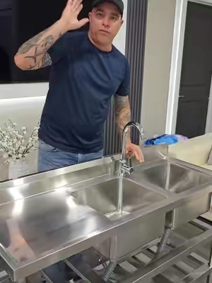 Fregadero doble de acero inoxidable para patios bueno para múltiples usos como cocinas o simplemente para labar #fregadero #sink #cocina #patio #limpiar 