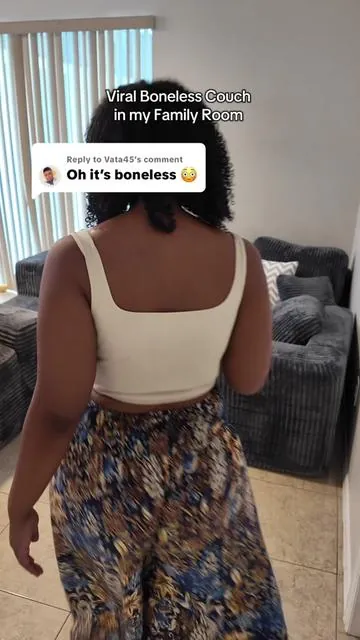 Replying to @Vata45  this is the viral boneless couch and it’s less than $600 rn on tik tok shop 🩶 you know I got yall 🫶🏽 #bonelesscouch #cloudcouch #viralcloudcouch #viralbonelesscouch #niccaefurnitureus 