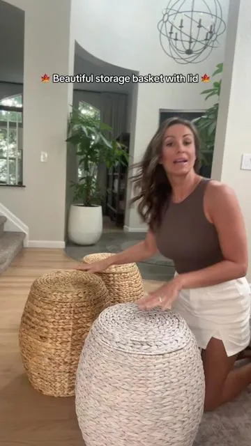 This beauty isn’t just décor — it’s a secret weapon 🧺✨ With a lid that hides the mess, it holds half your linen closet, stacks of returns, or even two king-size blankets. Gorgeous storage that doubles as furniture = game changer. @Best Choice Products, Inc.  #HomeGlowUp #decorinspo #StorageGoals #modernhome #MomStyleHacks