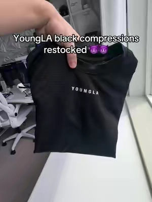 They only restocked the black so be quick 😭🙏 #gym #compressions #youngla #compressionshirt #restock 