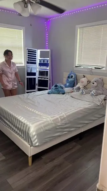 Estás sábanas son refrescantes y te dan un efecto frío ideal si sufres de calorones cuando duermes #coolingsheets #luxurybedding #tiktokcreatorpicks #sabanas #tiktokdeals 