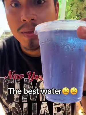 The most refreshing water with blue spirulina #fyp #bluespirulina #refreshing #Summer 