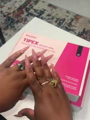 Love a good nail kit and this upgrade was needed @BeetlesGelPolish #beetles #beetlesgelpolish #beetlesnailkit 