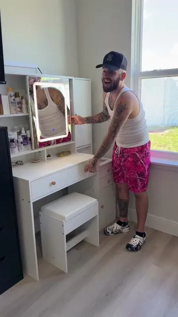 #vanity #makeupvanity #vanitymakeup #vanityorganization #vanitysetup 