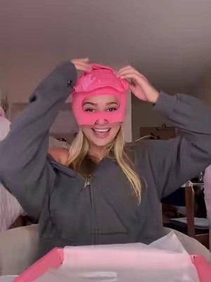 My new fav headache cap #headachecap #migraine #viral #pink #soothefy 