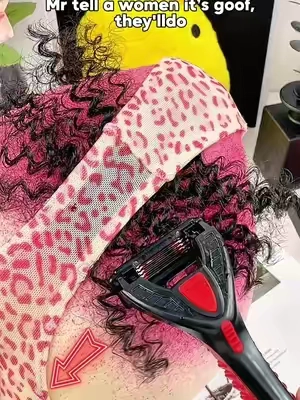If you want a super bald puss 😍 #BodyTrimmer#BikinTrimmer#Trimmer#hygienetips#DealsForYoyDays#TiktokFinds#TiktokMadeMeBuyIt#backtoschoold