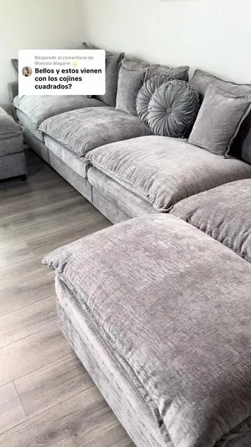 Respuesta a @Marcela Magarin 🌟 es un sofá que nos encantó. La calidad es bastante buena, es muy confortable #sofa #livingroomfurniture #livingroomdecor 