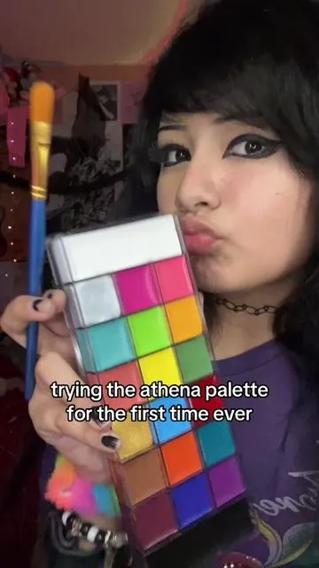 I genuienly love this palette so much. It’s so smoooth and way easier to use than my last Walmart palette😭💔 #makeup #ucanbe #makeupartist #facepaint #fyp 