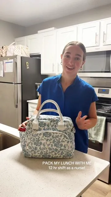 The blue floral mightttt be me new favorite pattern idk🤭🤭 #nurse #nursing #nursingschool #registerednurse #12hourshift 