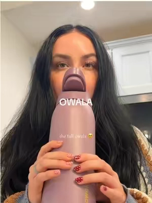 this color is stunning ✨ #owala #owalafreesip #tumblertok #falltumbler #tumblerwithhandle 