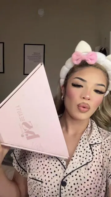 Love Lys beauty🥰✨ #lysbeauty #bronzer #lysbronzingstick #lysbronzer #makeup 