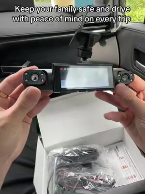 Everyone should have this in their car! How in the world vehicles do not have dash cams as standard equipment today blows my mind. #dashcam #carcamera #TTSLevelUp #tiktokshopsummerturnupone #TikTokMadeMeBuyIt     
