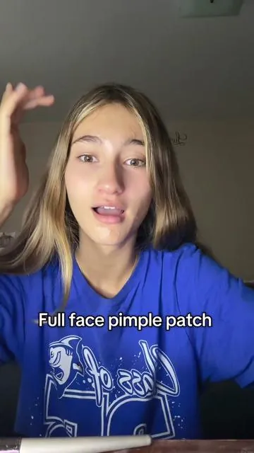 Full face pimple patch— it literally has over 609 patches and work so good #fyp #pimplepatch #fullfacepimplepatch #viralvideo 