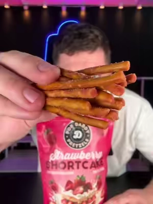 A whole three pack of just strawberry shortcake pretzels?? Take my money!! #popdaddy #pretzels #snacks #tiktokshoprestock #tiktokshopcreatorpicks 