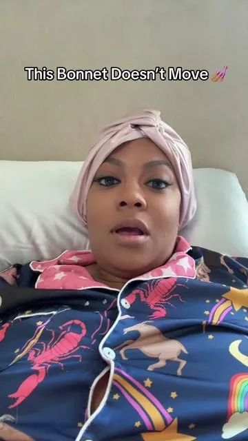 Sis, the search is OVER. This bonnet STAYS on and your crown stays protected 👑💤 @Blissy Brand 