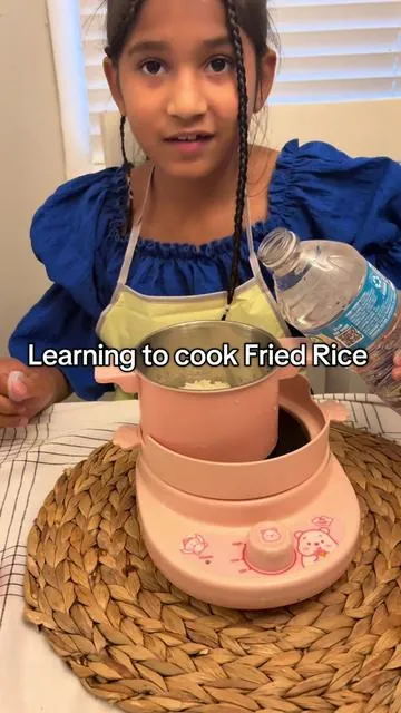 Learning to cook Montessori style with my baby. #montessori #montessoritoys #fyp #foryoupage #montessorimom 