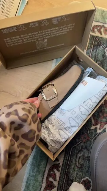 project cloud suede a leather clogs with big buckle and cork soul! ##SuedeClogs##Clogs##BigBuckle##FallShoes##ShoesForFall##tiktokshopcreatorpicks