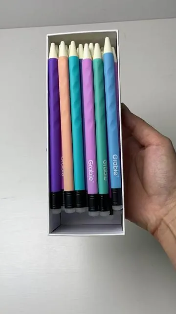 36 COLORS + ERASABLE = GAME CHANGER! ✏️ No more crossing out mistakes—doodle, note-take, or journal, then wipe clean. Tag your study buddy!#erasablegelpen #coloring #planner #artlover #Autumnliving 