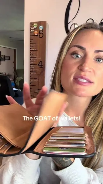 IMO the greatest of all time when it comes to wallets! High quality, wear resistant, vegan leather that’s going to last!  