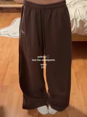 soo soft and cozy 🧸🤎 perfect for fall !! 🍂 edikted has the best sweatpants i lovee them sm <3  #edikted #sweatpants #lowrisesweatpants 