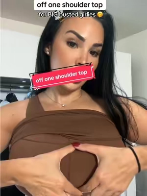 FINALLY a off one shoulder top for bigger busted girls #offshouldertop #fashiontips #stylehacks #womensfashion #tiktokshopcreatorpicks 