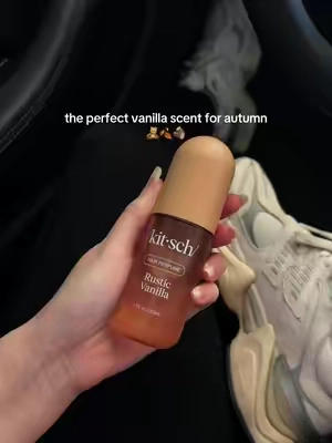 super warm and cozy 🥰 #vanilla #vanillaperfume #kitsch #vanillascents #kitschhairperfume @Kitsch 