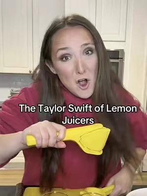 🍋 If you’re still squeezing lemons by hand, you’re working too hard. This lemon juicer takes the struggle out of citrus and gives you pure, fresh juice in seconds. No seeds, no sticky fingers, no wasted fruit—just effortless flavor every time. The sturdy design makes this lemon juicer perfect for lemonade stands with the kids, quick weeknight dinners, or even cocktails when mom finally gets her moment to relax. From detox water in the morning, to marinades in the afternoon, to desserts at night, this lemon juicer is the little kitchen tool that makes a big impact. Compact, durable, and dishwasher-safe, it’s the gadget you’ll reach for daily. Once you add this lemon juicer to your kitchen, you’ll wonder how you ever lived without it. 🍋✨