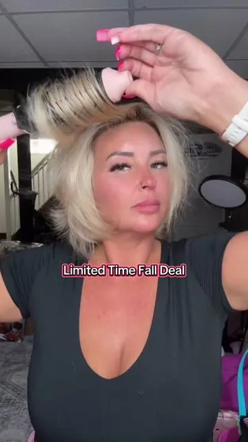 Grab this AMAZING bundle while it’s on sale for a LIMITED TIME ✨✨✨ #langehair #blowouthair #hairproductsyouneed #tiktokshopcreatorpicks #tiktokshopfalldealsforyou @langehair 