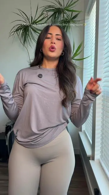 I wore this exact outfit  last week 🤭 #tiktokshopfashionfinds #tiktokshopcreatorpicks #oqqwidelegpants #comfrtclothing 