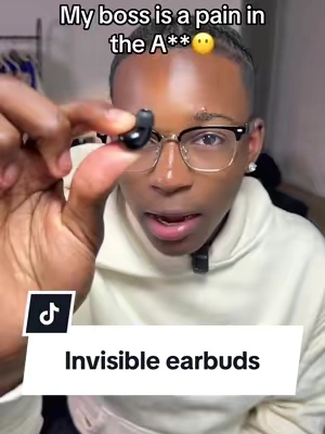 Mini earbuds that’s less than 15 bucks I’m sold #earbuds #headphones #falldealsforyou #earbudsviral 