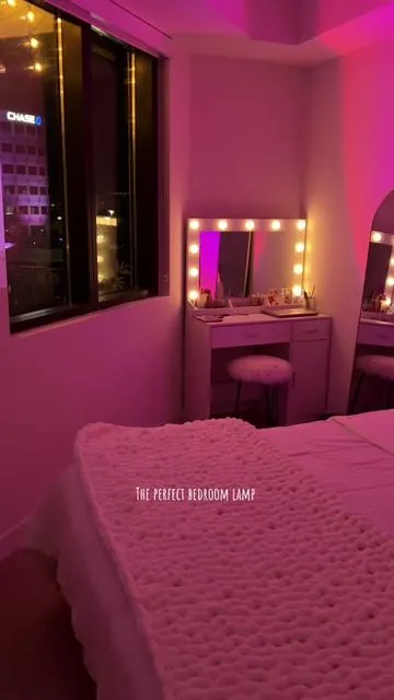 Night vibes 💫 it’s on sale now! #homedecor #ambientlighting #sunsetlamp #bedroom  