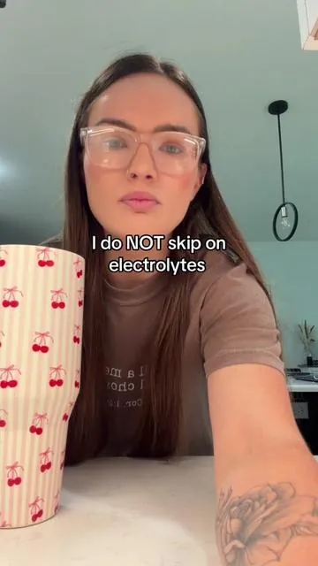 These electroyles have helped me so much. #wellah #electrolytes #hydration 