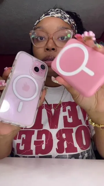 The BEST charger on TikTok Shop!! #fyp #phonecharger #powerbank #portablecharger #powerbankcharger 