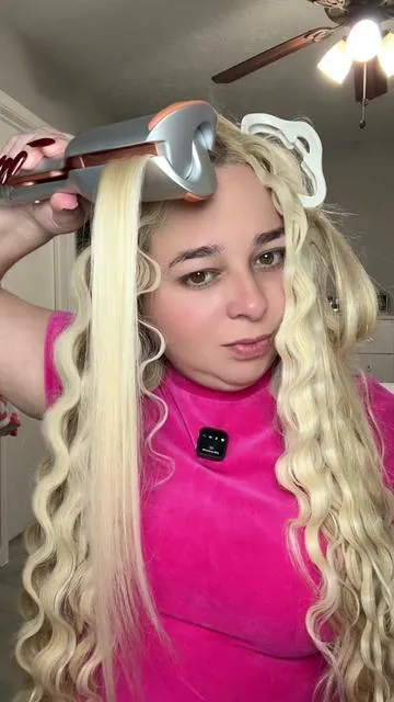 Esta rizadora de cabello me hace unos rizos perfectos #creatorsearchinsights #haircurler #rizos #hairstyle #tiktokshop 