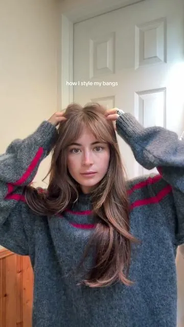 pretend i don’t have a hat line on my forehead #bangstutorial #howistylemybangs #hairtutorial 