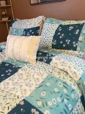 Redecorating my space for those fall slow mornings 🍂3 piece comforter set comes with matching shams . Soft warm and cozy . Patchwork like designs on this beautiful comforter set #bedding #comforterset #comforter #beddingset #luxurybedding 