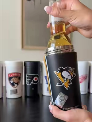 Go Penguins! #penguinshockey #pittsburghpenguins #pittsburg #nhlhockey #nhlkoozie @Pittsburgh Penguins 