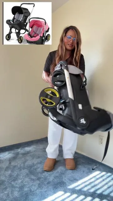 Stroller #stroller #babystroller #ethiopian_tik_tok🇪🇹🇪🇹🇪🇹🇪🇹 #tiktokshop #tiktokmademebuyit 