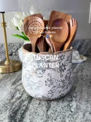 how dreamy is this Tuscan ceramic planter ✨ #ceramicplanter #homedecor #kitchendecor #tiktokshopcreatorpicks #tiktokshopblackfriday 