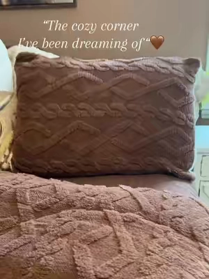 Warm browns , soft cream color on the reverse side and textures that feel like a hug 🤎#comforter #comforterset #bedding #beddingsets #luxurybedding 
