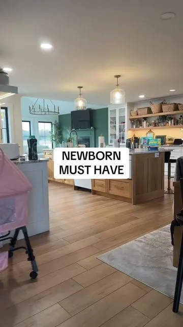 As a preggo mom of 4, this baby bassinet was top on my list of things to get! #preggo #babybassinet #babymusthaves #newbornmusthaves #TikTokShopCreatorPicks 