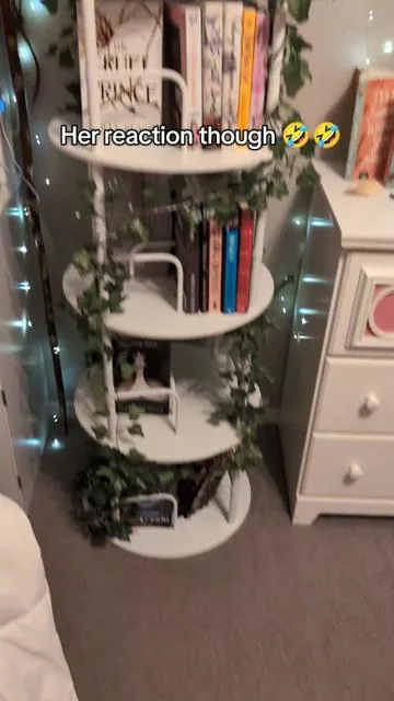 My teenager is going to cost me a fortune reading all these books. I think her goal is to fill up this rotating bookshelf. #rotatingbookshelf #bookshelf #tiktokshopholidayhaul #tiktokshopblackfriday #tiktokshopcreatorpicks 