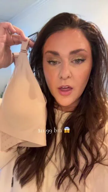 A bra for $11.99 is absolutely insane!! @kelly oeak #oeak #wirelessbra #seamlessbra #comfortable #tiktokshopblackfriday 