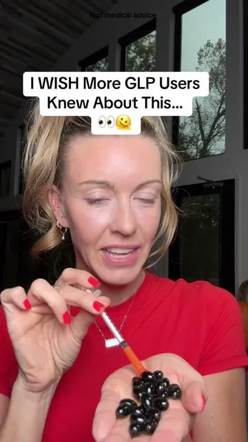 When you’re seeing the lbs drop but your energy, hair, skin, & nails are struggling. Astaxanthin is a powerhouse antioxidant clinically shown to support skin elasticity, hydration, and overall cellular health…helping you glow from the inside out ✨ #glp #antioxidants #hairskinnails #antiaging #hairloss  This is not medical advice. always check with your physician prior to taking any supplements. Do not consume if you have a shellfish allergy. 